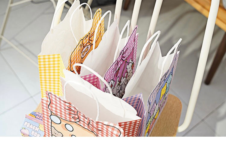 Cute Cartoon Bow Knot Series Bear Paper Gift Bags